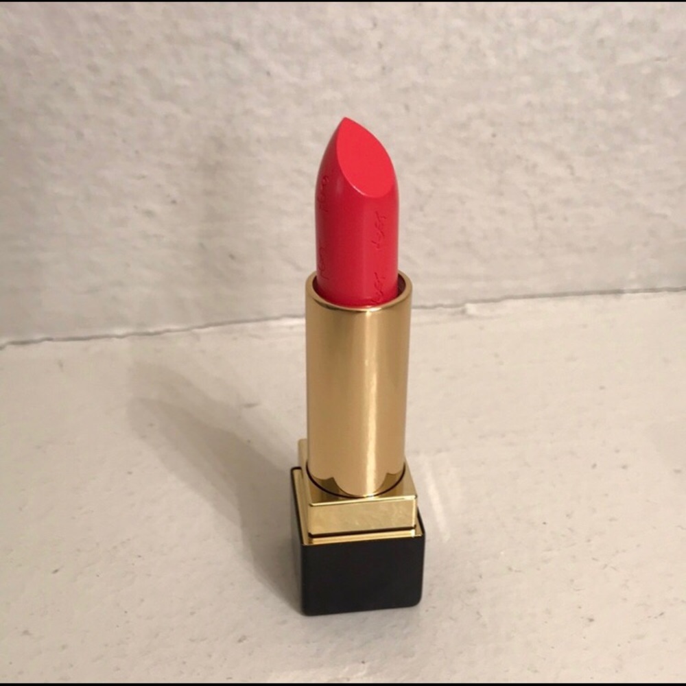 Yves Saint Laurent Iipstick